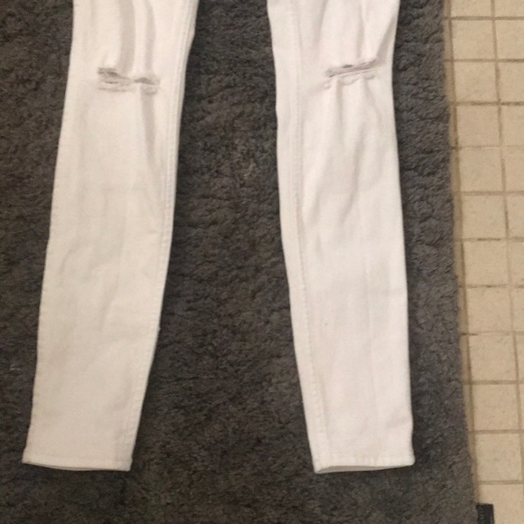 White jeans - Picture 2 of 4